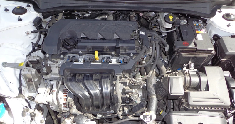 Hyundai Elantra cena 89900 przebieg: 20600, rok produkcji 2021 z Pabianice małe 301